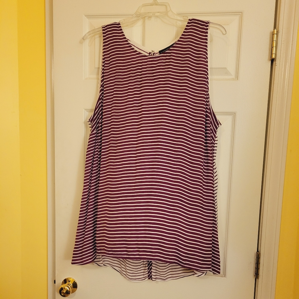 Flowy Sleeveless Tunic by Lane Bryant Size 26